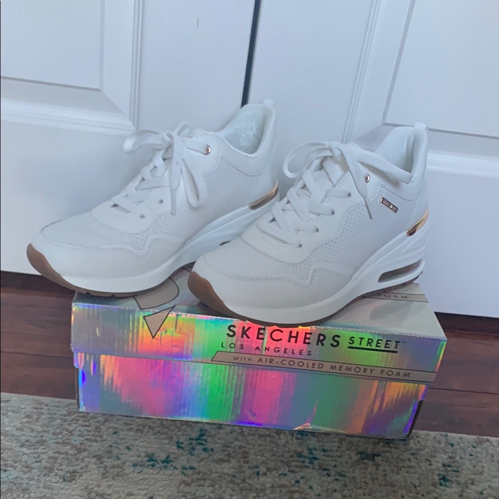 Skechers Women's White Sneakers